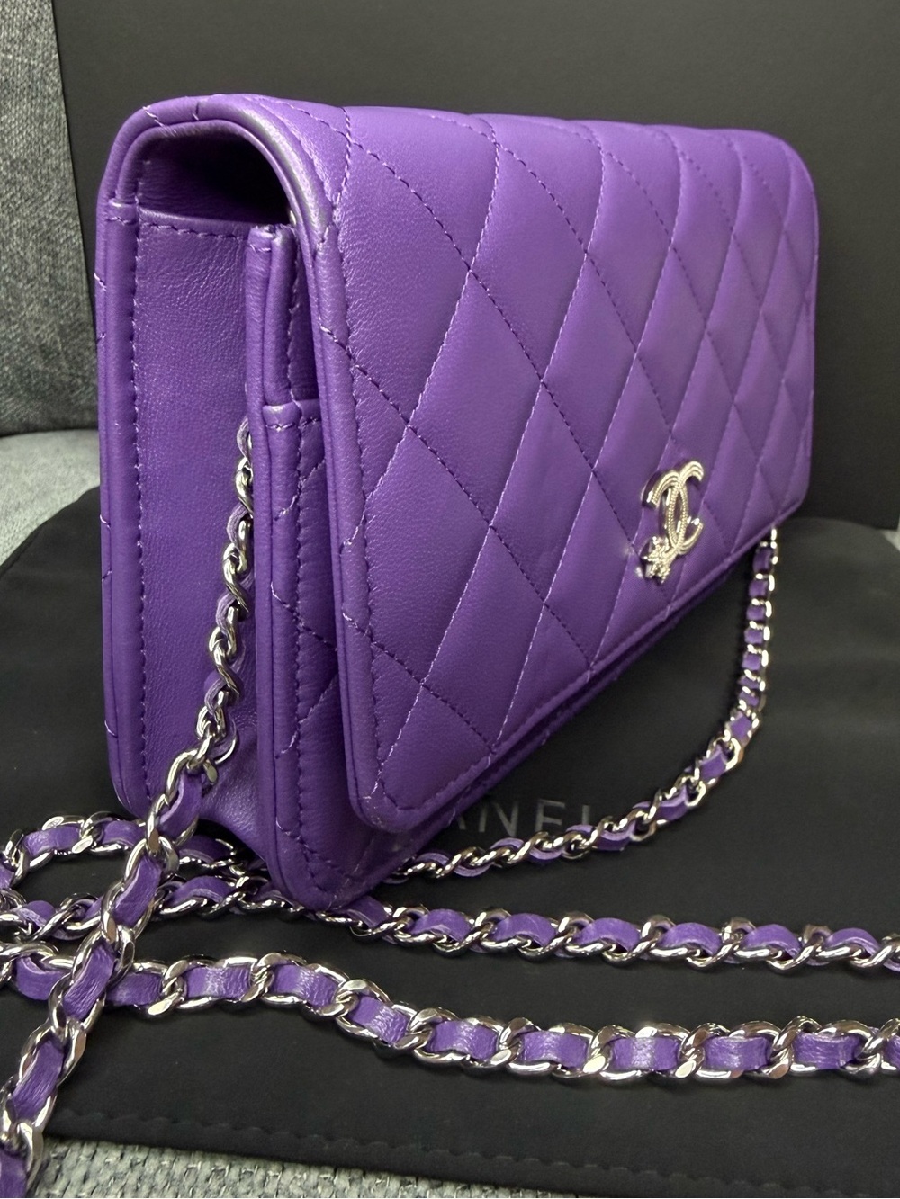 CHANEL wallet on chain CC crystal stars lambskin leather bag - Picture 5 of 10